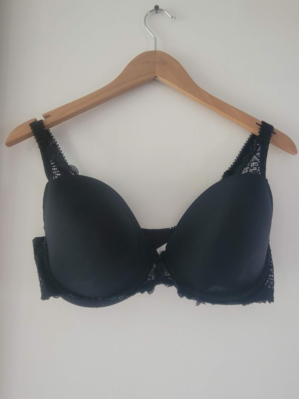 Everyday Smooth Black Lace-Detail T-Shirt Bra